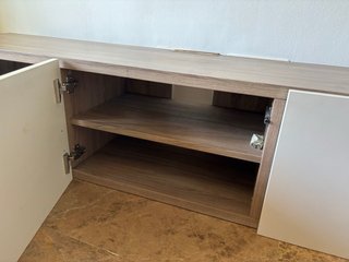 Mueble TV Besta Ikea Blanco y Marrón