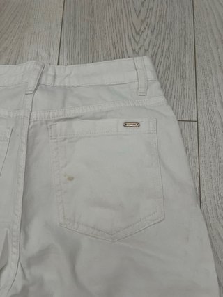 Pantalón cargo beige Mango