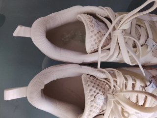 Zapatillas Jordan Beige y Blancas