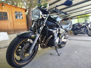 Suzuki Bandit 600 Naked Negra