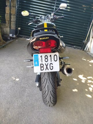 Suzuki Bandit 600 Naked Negra