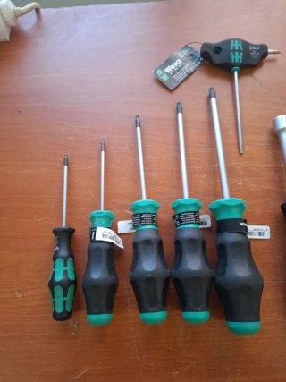 WERA JUEGO DE DESTORNILLADORES NUEVOS (12 PIEZAS)