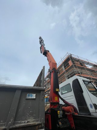 Renault Terax Camión Grúa Basculant