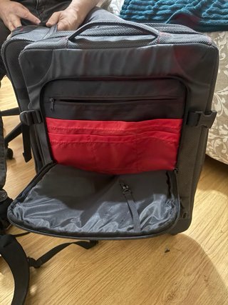 Maleta de ruedas Eastpak negra