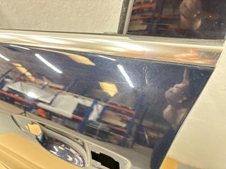 Puerta delantera izquierda VW Touareg 2010-2018 7P0831311B