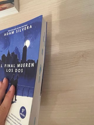 Al final mueren los dos