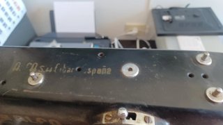 Máquina de coser Alfa antigua para reparar