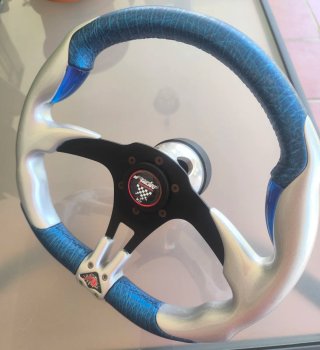 Volante Simoni Racing X4 Azul/Plata.