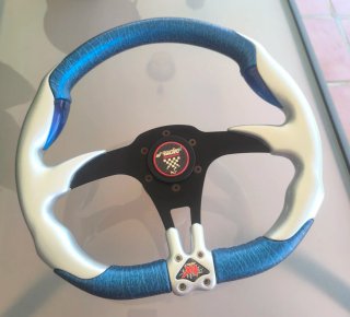 Volante Simoni Racing X4 Azul/Plata.