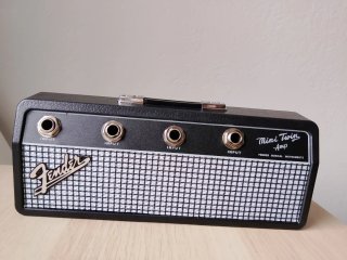 Soporte llaves amplificador Fender
