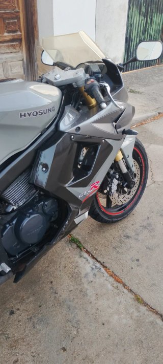 OFERTA!! Hyosung GT250R Sportbike Gris