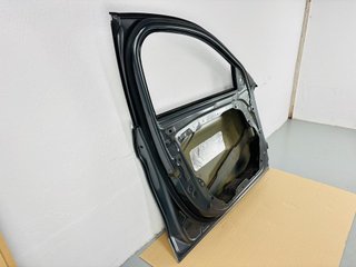 Puerta delantera izquierda Mercedes-Benz Clase C 2014-2018 W205 2057220110