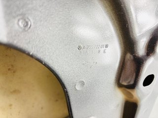 Puerta delantera izquierda Mercedes-Benz Clase C 2014-2018 W205 2057220110