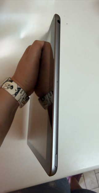 iPad 6ª Gen 128GB WiFi Plata