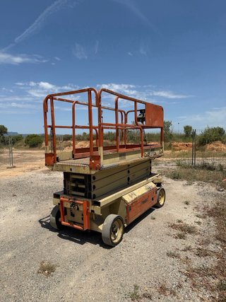 Tijera Elevadora JLG