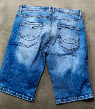 Shorts vaqueros desgastados Talla 46