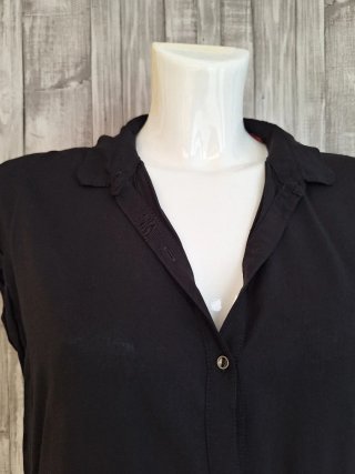 Camisa negra manga corta