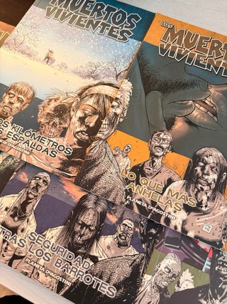 Comics Los muertos vivientes 1 al 8