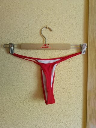 Bikini Mujer Negro y Rojo