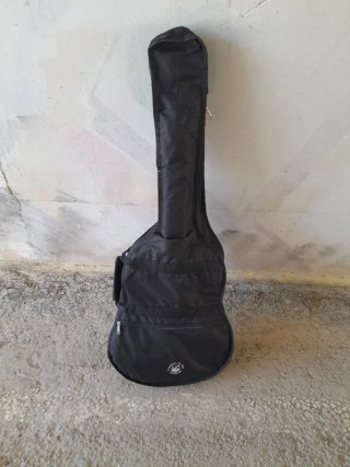Funda de guitarra española