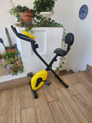Bicicleta Estática Plegable Amarilla X BIKE