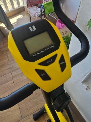 Bicicleta Estática Plegable Amarilla X BIKE