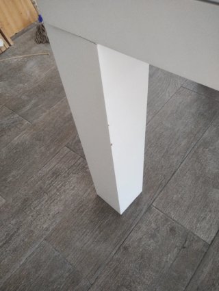 Mesa comedor extensible lacado blanca.