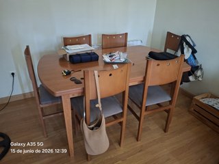 Mesa de comedor con 6 sillas