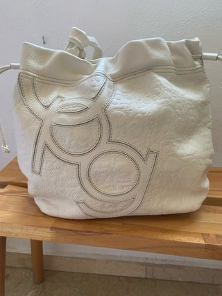 Bolso Purificación García crema