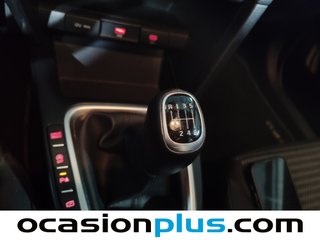 Kia Ceed 1.6 MHEV iMT Drive 100 kW (136 CV)