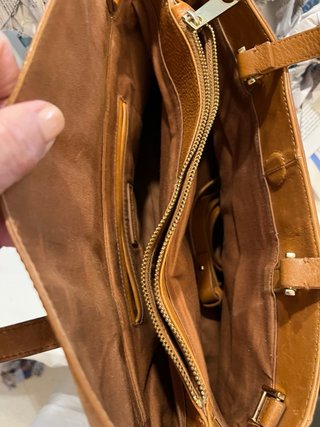 Bolso de piel vacuno Zara