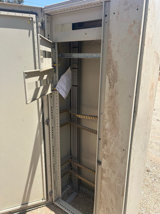 Armario/cuadro eléctrico 200x85x40