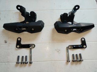 Topes anticaídas originales Kawasaki Versys 1000.