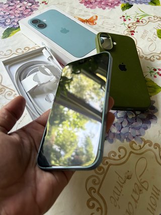 iPhone 16 128gb 95% Batería