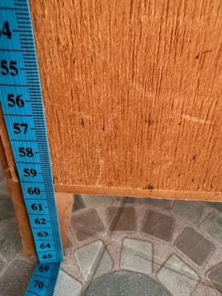 Mesita de noche de madera