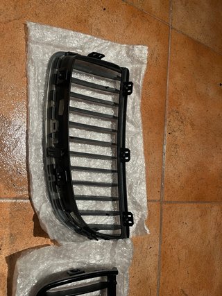 Rejillas Negras BMW E90