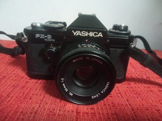 Cámara Analógica Yashica FX-D Quartz