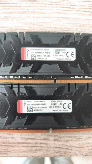 2x HyperX DDR4 32GB RAM HX432C16PB3/32