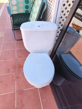 2 Lavabos y 2 Tazas Roca