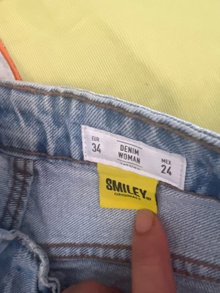 Pantalón corto Lefties con smiley