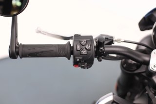 TRIUMPH TRIDENT 660 2025
