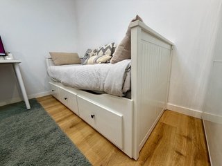 Diván IKEA Hemnes + Colchón Beige/Blanco