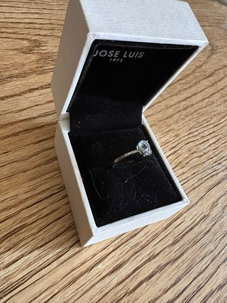 Anillo Oro 18k Diamante Natural