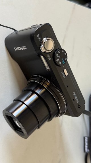 Cámara Samsung WB690 Negra