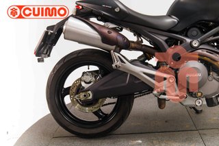 DUCATI MONSTER 696
