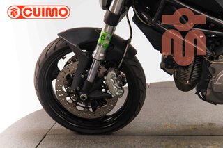 DUCATI MONSTER 696