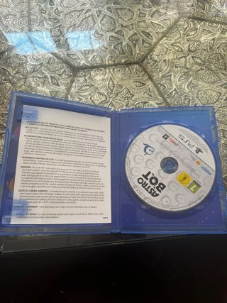 Astro Bot PlayStation 5 casi nuevo