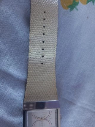 Reloj D&G Beige y Plateado