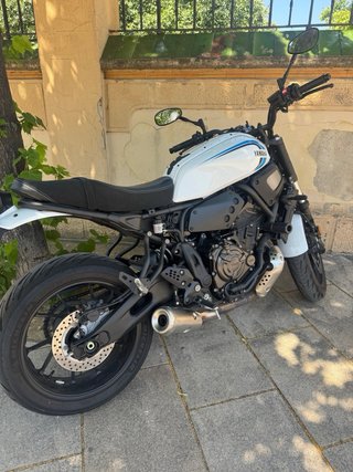 Yamaha XSR 700 - 2023 - Como nueva