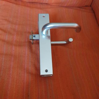 6 Manetas de puerta plateadas